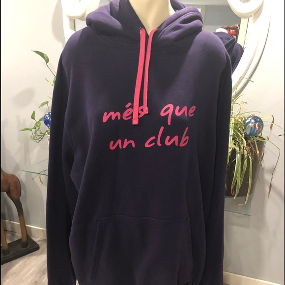 Nike Tops - Nike navy blue hoodie